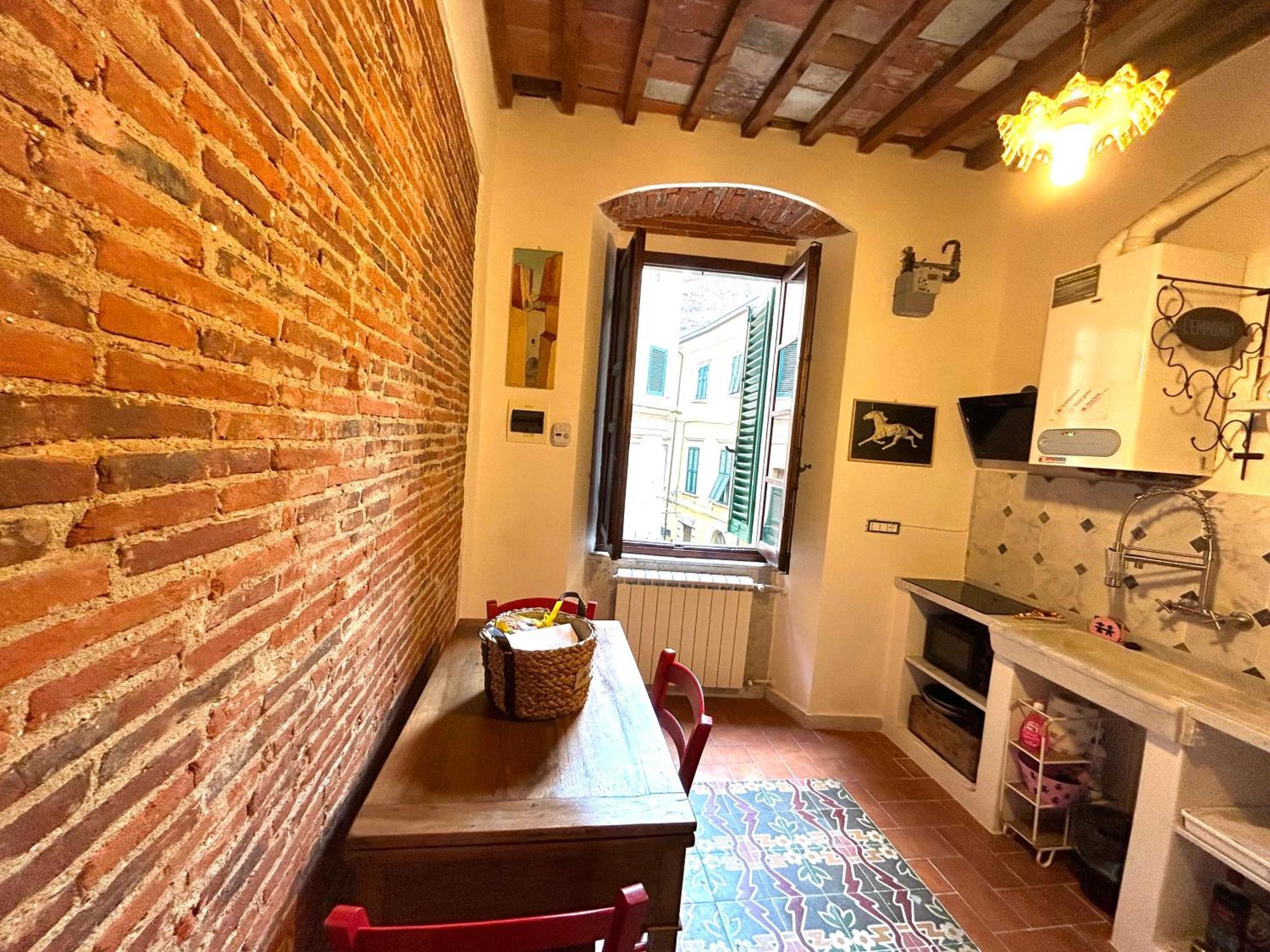 La Porta Sui Monti Di Luna Carrara Exterior foto