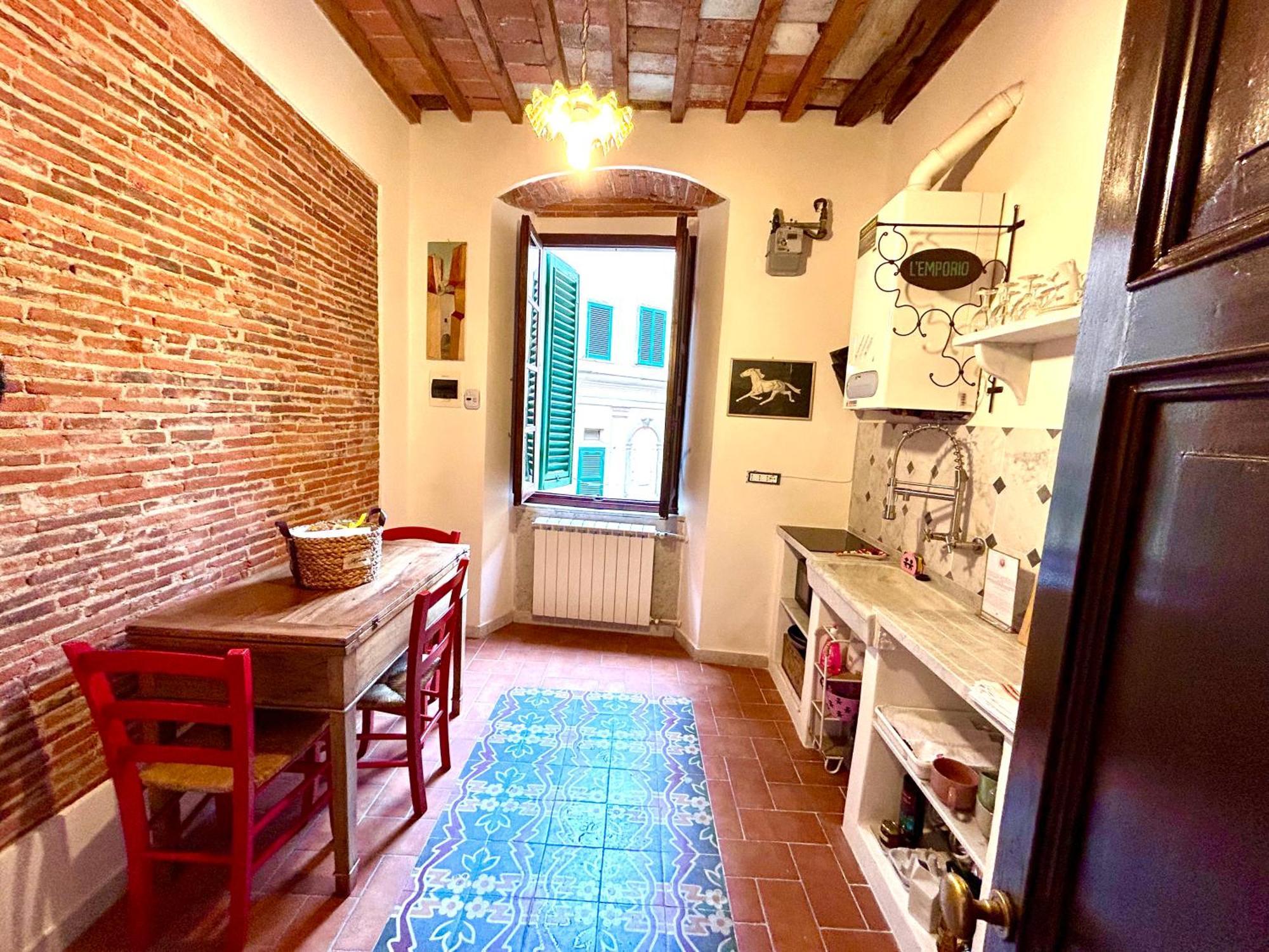 La Porta Sui Monti Di Luna Carrara Exterior foto